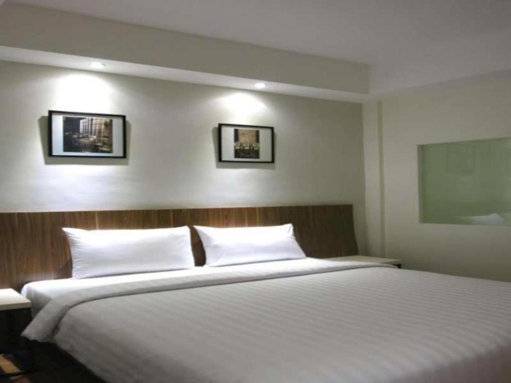 Hart Hotel Arjuna Ματαράμ Εξωτερικό φωτογραφία