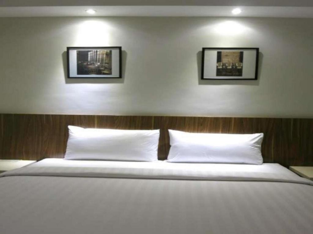 Hart Hotel Arjuna Ματαράμ Εξωτερικό φωτογραφία