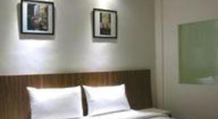 Hart Hotel Arjuna Ματαράμ Εξωτερικό φωτογραφία
