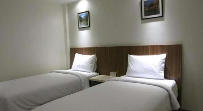 Hart Hotel Arjuna Ματαράμ Εξωτερικό φωτογραφία
