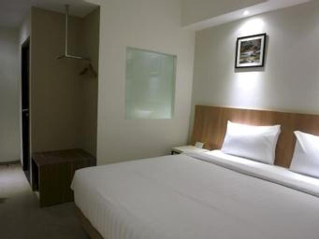 Hart Hotel Arjuna Ματαράμ Εξωτερικό φωτογραφία