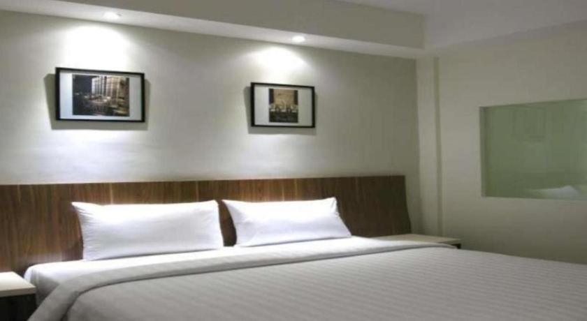 Hart Hotel Arjuna Ματαράμ Εξωτερικό φωτογραφία