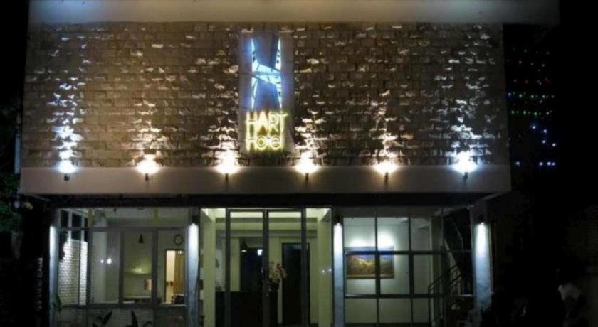 Hart Hotel Arjuna Ματαράμ Εξωτερικό φωτογραφία