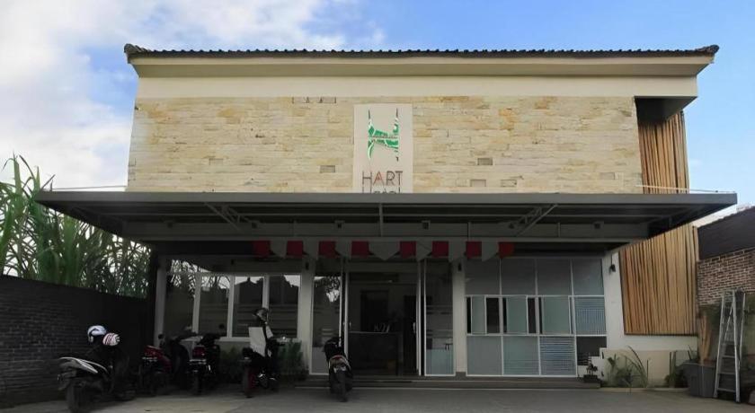Hart Hotel Arjuna Ματαράμ Εξωτερικό φωτογραφία