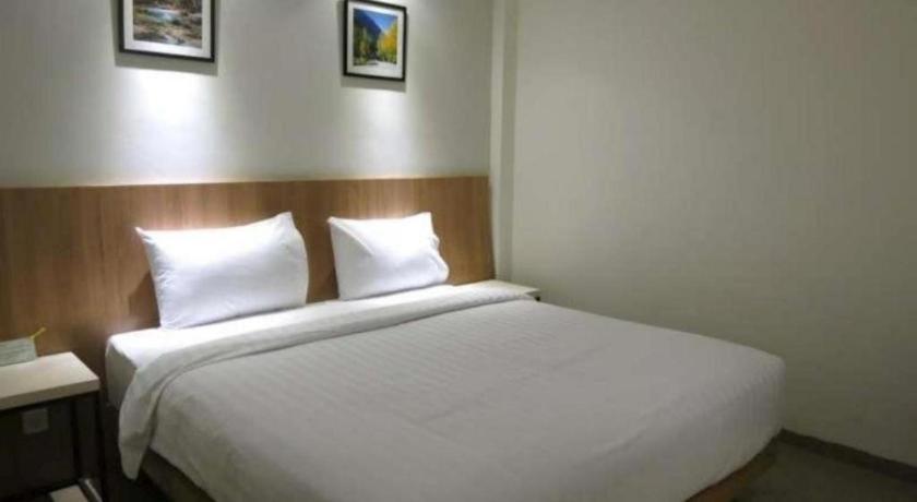 Hart Hotel Arjuna Ματαράμ Εξωτερικό φωτογραφία