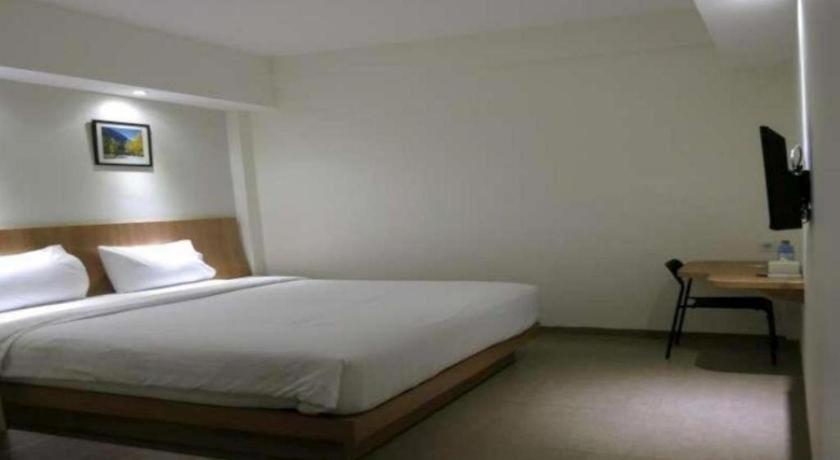 Hart Hotel Arjuna Ματαράμ Εξωτερικό φωτογραφία